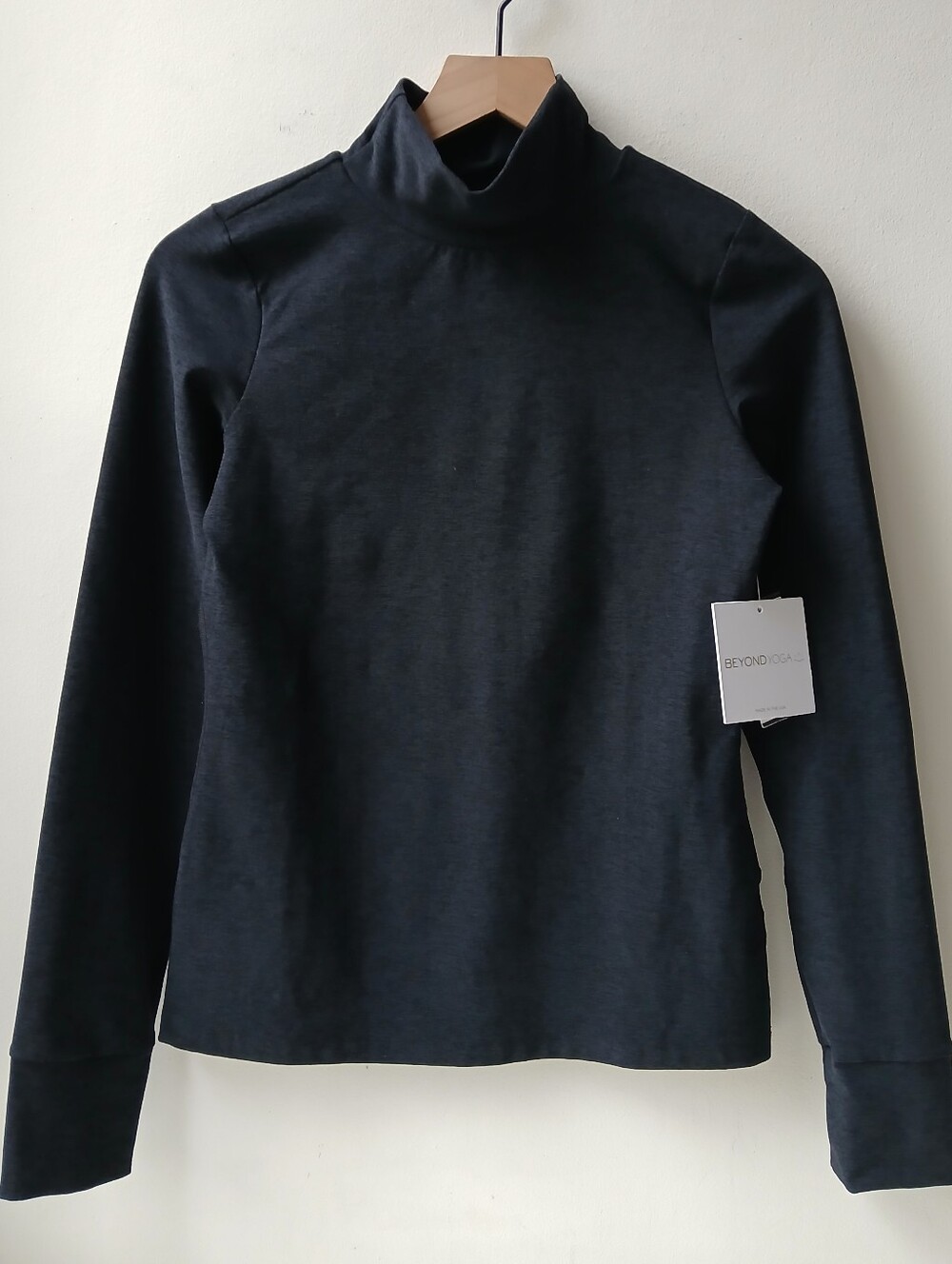 Beyond Yoga Spacedye Turtleneck Pullover Women's Small NWT